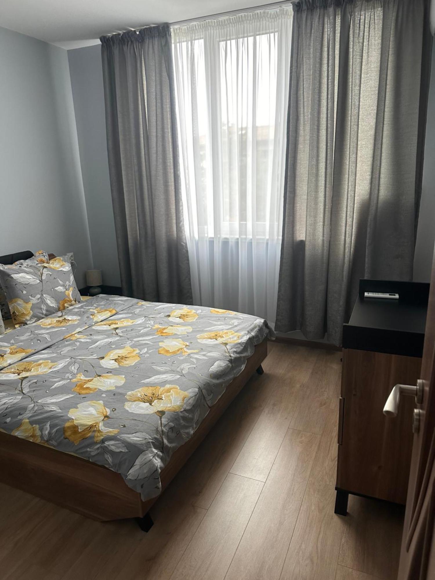 Rose Apartment Karlovo Bagian luar foto
